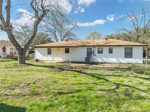 121 Adrian Dr, Robinson, TX 76706 photo 14