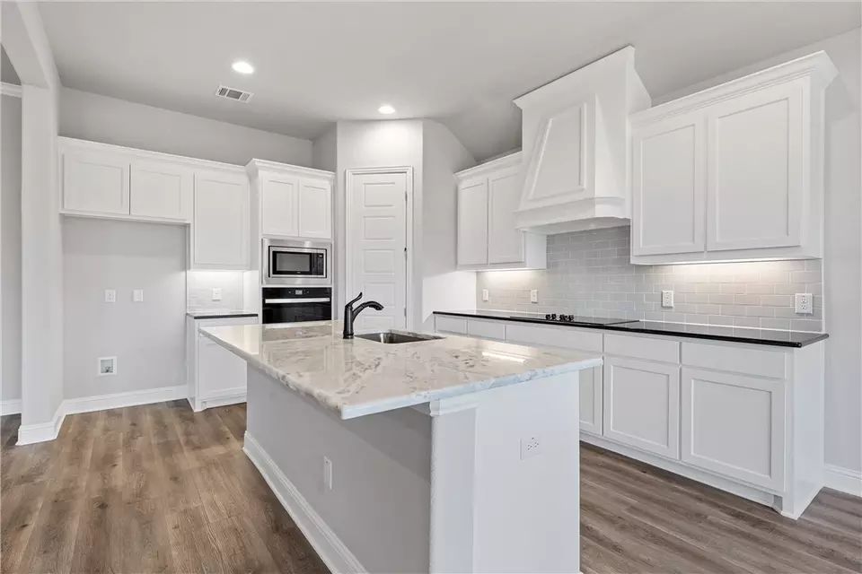  2708 Cibolo Creek Dr, Temple, TX 76502 photo 8