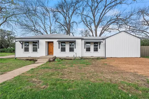 2712 N 25th St, Waco, TX 76708