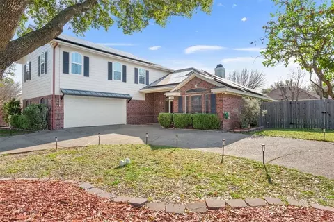 616 Yukon Pass Dr, Hewitt, TX 76643