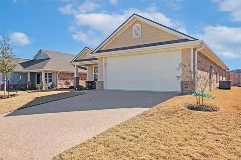 2517 Yoder Ln, Waco, TX 76706 photo 3