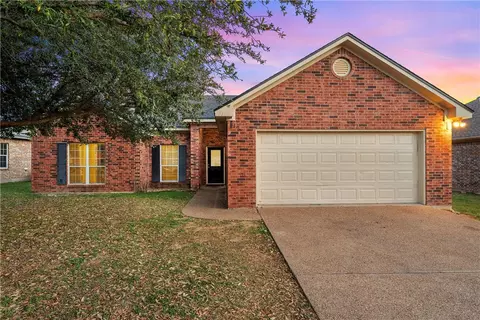 10308 Peony Ln, Waco, TX 76708