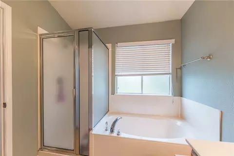 10109 Barton Creek Dr, Waco, TX 76708 photo 18