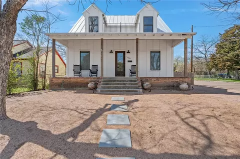 824 N 34th St, Waco, TX 76710