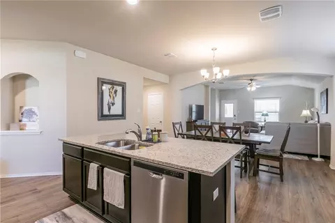 2805 Brosnan Rd, Lorena, TX 76655 photo 8
