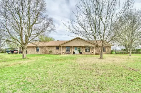 2040 Culpepper Ln, China Spring, TX 76633