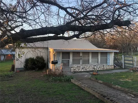 110 Cr 1811 Rd, Clifton, TX 76634