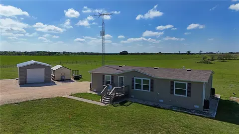 2430 Cr 303 Rd, Oglesby, TX 76561