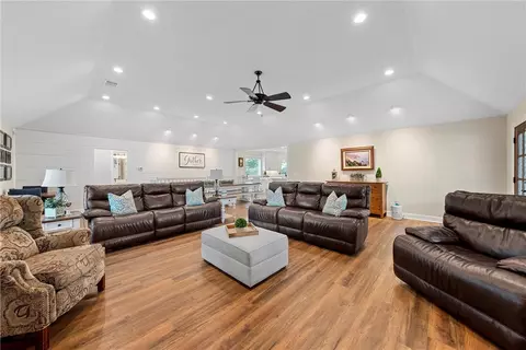 Other - 534 Mcgregor South Loop, Mcgregor, TX 76657 photo 3 of 9