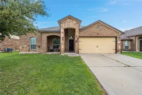 9932 Iron Horse Trl, Waco, TX 76708