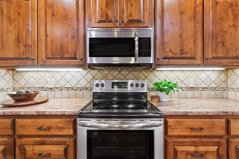 10309 Calaveras Dr, Waco, TX 76708 photo 15