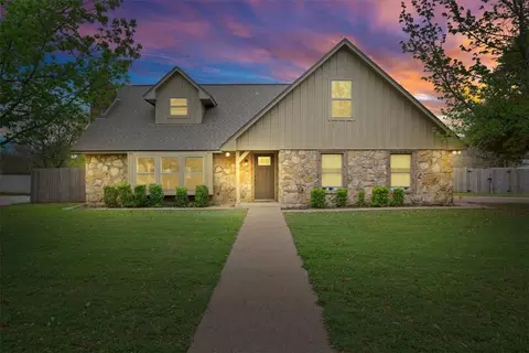 322 Bluebonnet Cir, Mcgregor, TX 76657