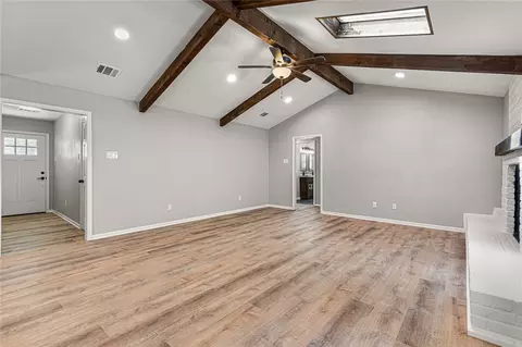 412 E Spring Valley Rd, Hewitt, TX 76643 photo 14