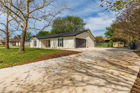 412 E Spring Valley Rd, Hewitt, TX 76643 photo 5