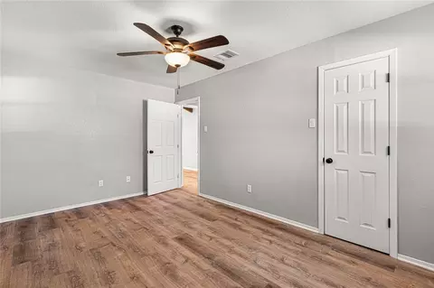 412 E Spring Valley Rd, Hewitt, TX 76643 photo 26