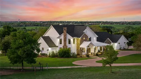 440 Copperhead Creek Rd, Bruceville, TX 76630