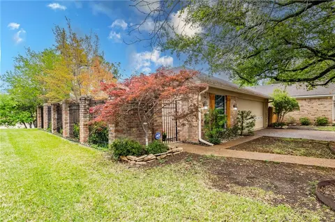 4006 Old Mill Rd, Waco, TX 76710