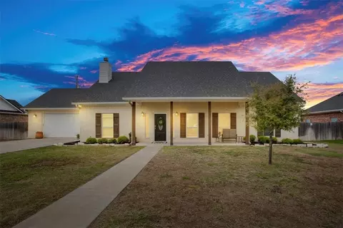 140 Buccaneer Way, Crawford, TX 76638