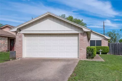 1102 Chapel View Dr, Waco, TX 76712