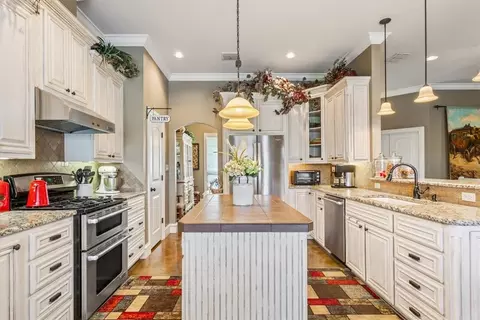 1091 E Rocket Rd, Lorena, TX 76655 photo 15