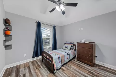 907 Heriot Ct, Mcgregor, TX 76657 photo 15