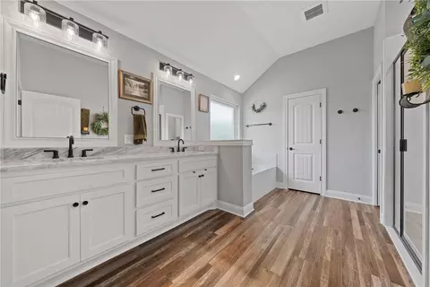 907 Heriot Ct, Mcgregor, TX 76657 photo 23