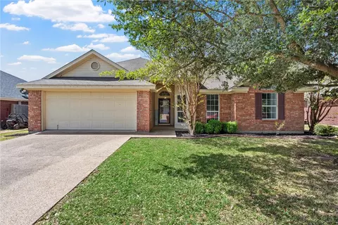 2813 Pueblo St, Woodway, TX 76712