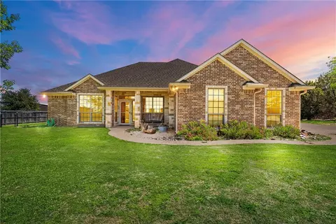 2662 Speegle Rd, Woodway, TX 76712
