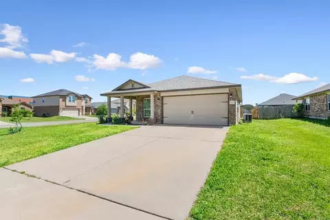 9985 Desperado Dr, Waco, TX 76708 photo 4