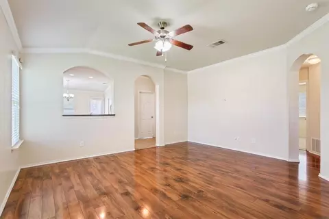 9985 Desperado Dr, Waco, TX 76708 photo 8