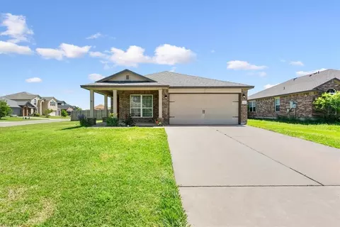 9985 Desperado Dr, Waco, TX 76708 photo 5
