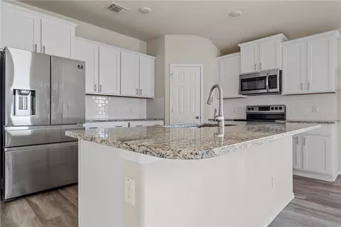 2904 Jackal Dr, Lorena, TX 76655 photo 5