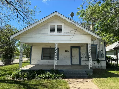 2600 N 20th St, Waco, TX 76708 photo 4