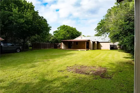 204 Pecan Rdg, Lorena, TX 76655 photo 38