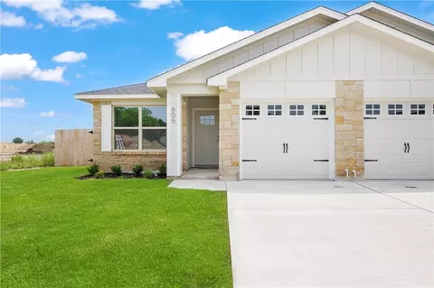 605 Campus St, Troy, TX 76579
