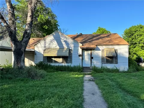 113 115 Victory Dr, Waco, TX 76711