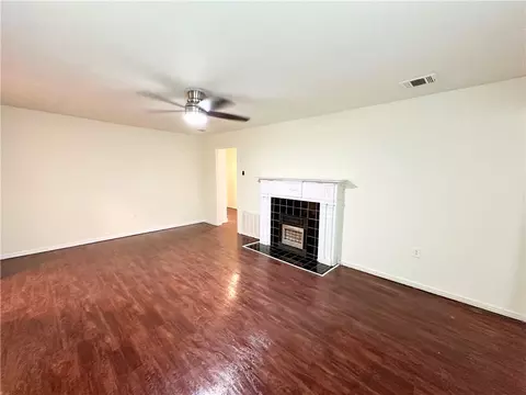 3520 N 27th St, Waco, TX 76708 photo 5