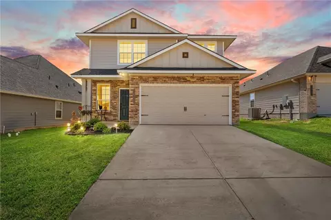10221 Omni Dr, Waco, TX 76708