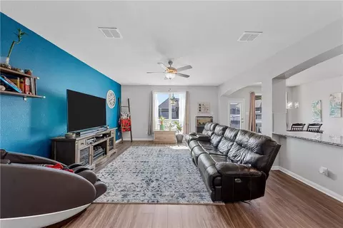 10221 Omni Dr, Waco, TX 76708 photo 5