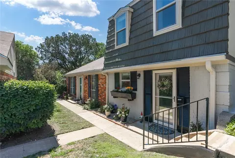5024 Lake Shore Dr, Waco, TX 76710