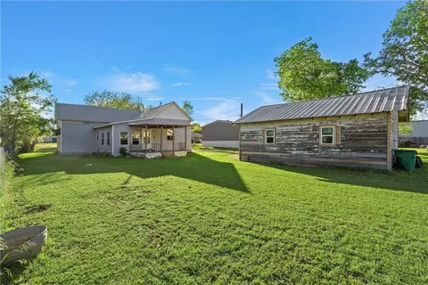 406 Eagle Dr, Eddy, TX 76524 photo 14