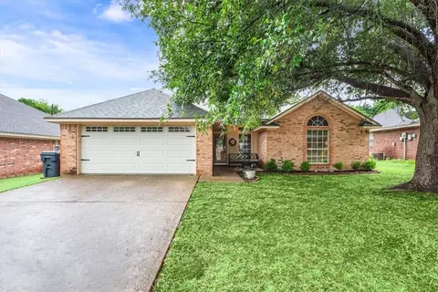10708 Sierra West Dr, Woodway, TX 76712