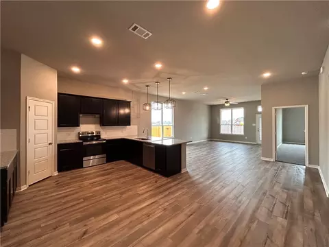 3321 Beutel Rd, Lorena, TX 76655 photo 6