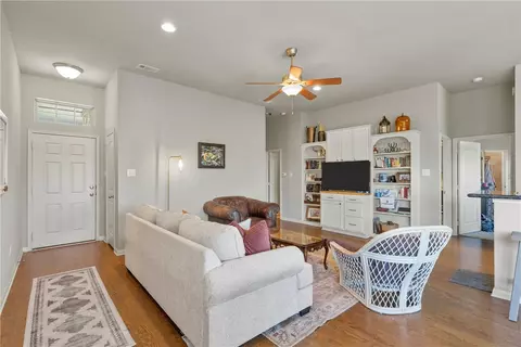 10349 Condor Loop, Waco, TX 76708 photo 4