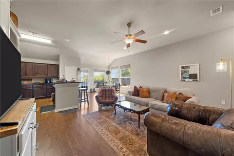 10349 Condor Loop, Waco, TX 76708 photo 5