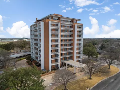 4924 Cobbs Dr #4F, Waco, TX 76710
