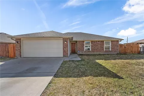3004 Cricket Dr, Waco, TX 76705