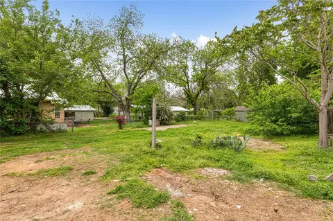 1133 E Henderson St, Cleburne, TX 76031 photo 18