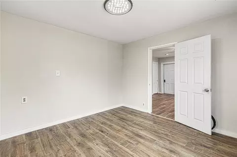 1133 E Henderson St, Cleburne, TX 76031 photo 9