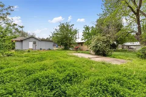 1133 E Henderson St, Cleburne, TX 76031 photo 22
